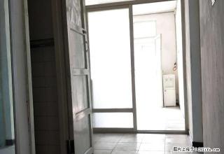 新县医院波士量版旁四楼46平，4800，不包取暖 - 铁岭28生活网 tl.28life.com