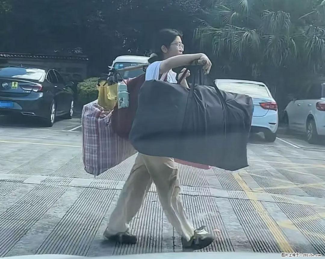 全网追的“扁担女孩”，找了一份暑假工，时薪12元 - 铁岭生活资讯 - 铁岭28生活网 tl.28life.com